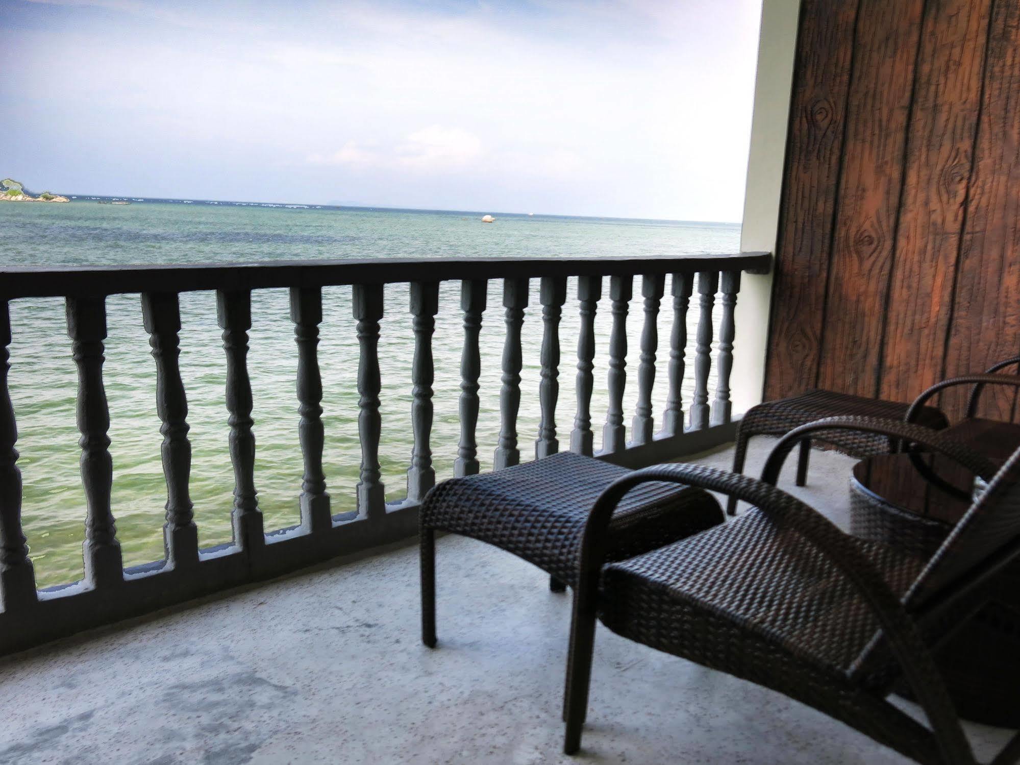 Bintan Spa Villa Beach Resort & Spa Teluk Bakau Exterior photo